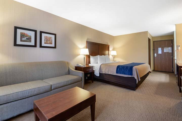 Room 17 of 35